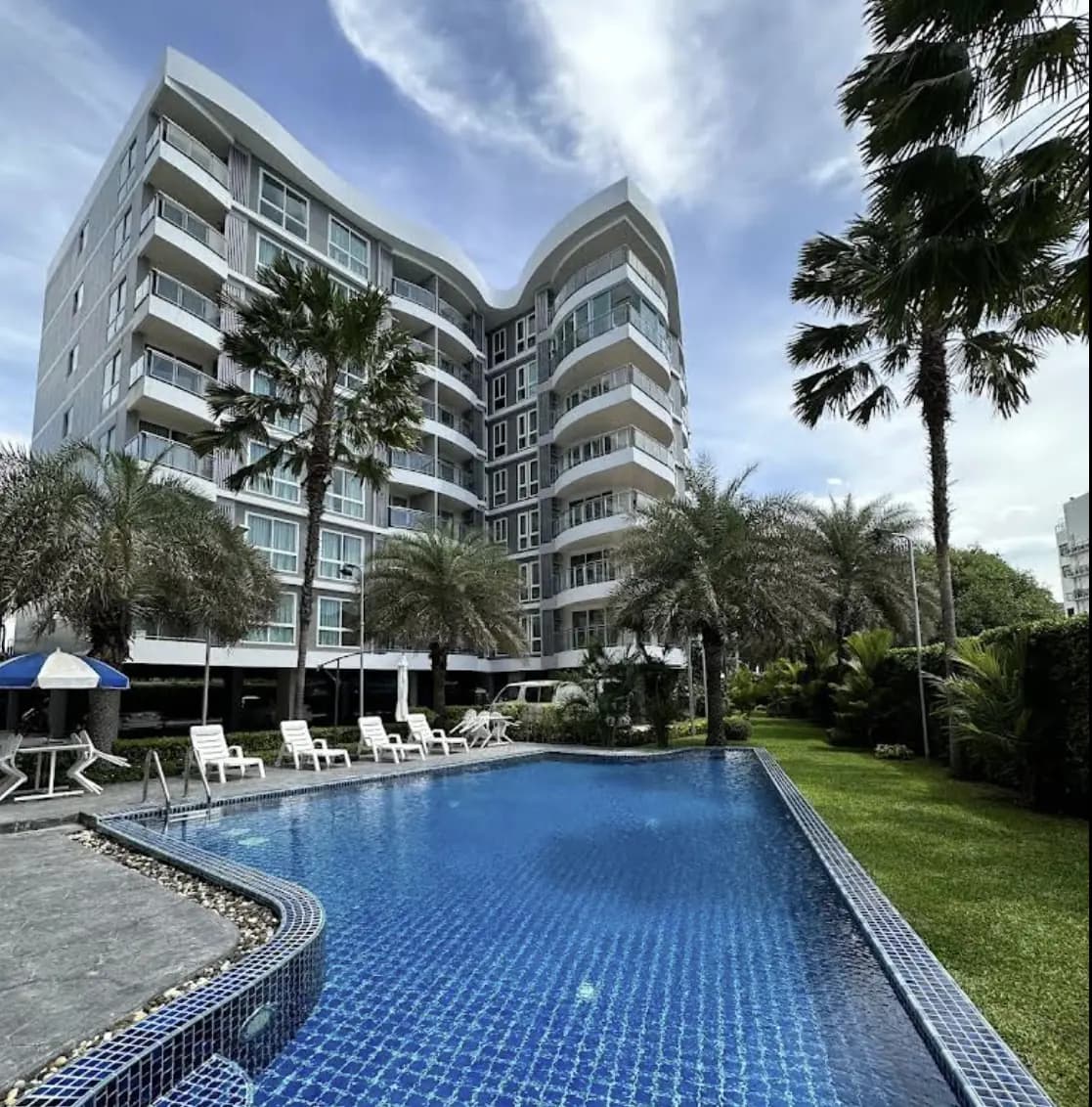 Whale Marina Condo