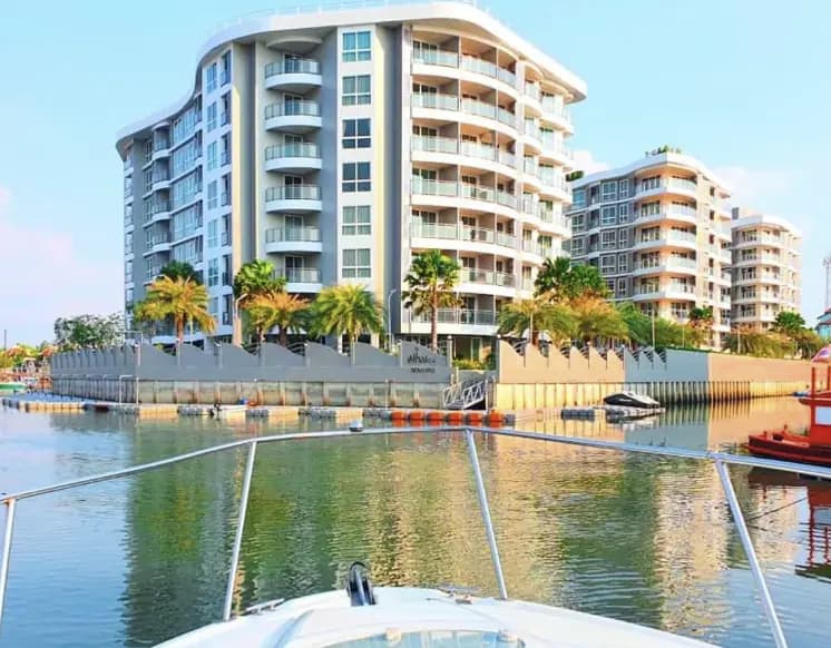 Whale Marina Condo