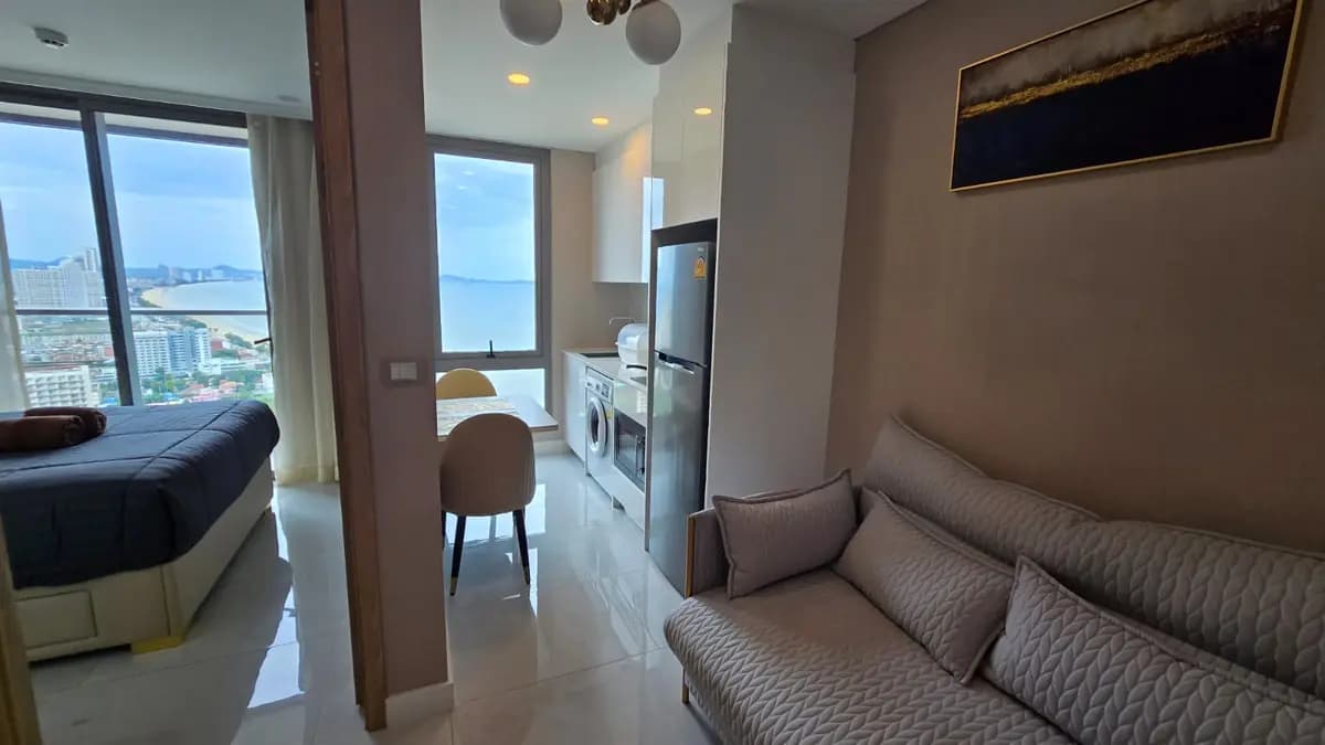 Copacabana Beach Jomtien