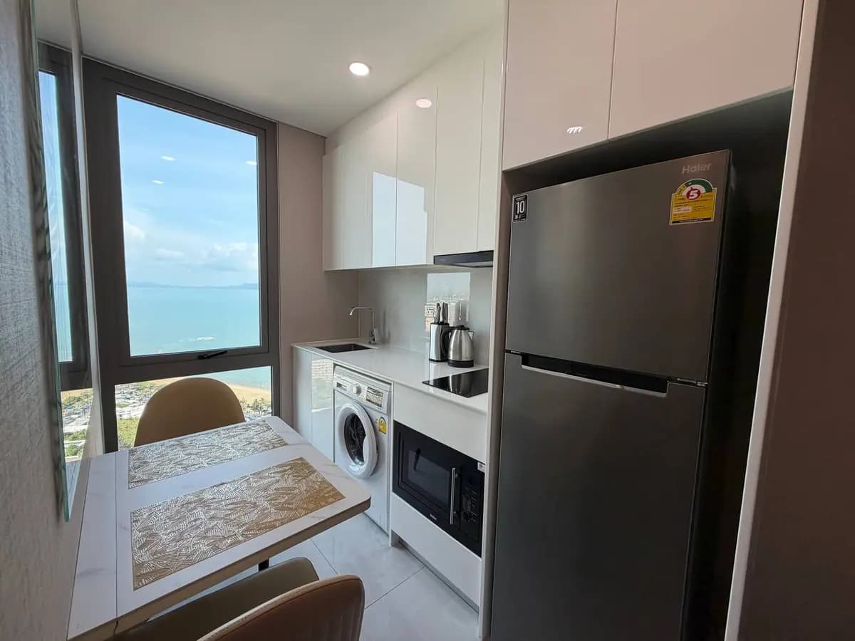Copacabana Beach Jomtien