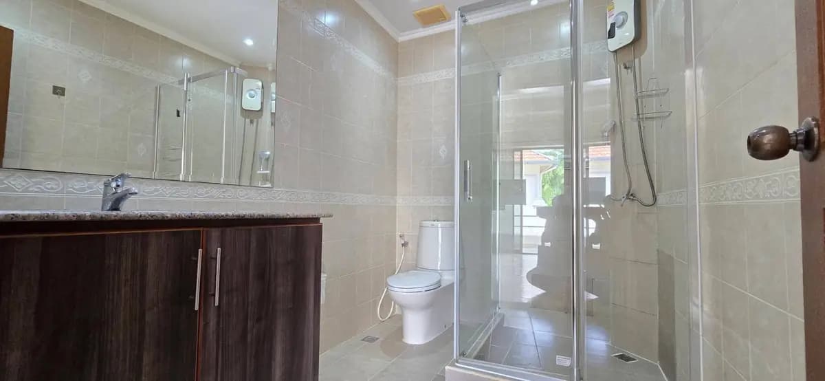 Townhouse Pratumnak with privat swimming pool