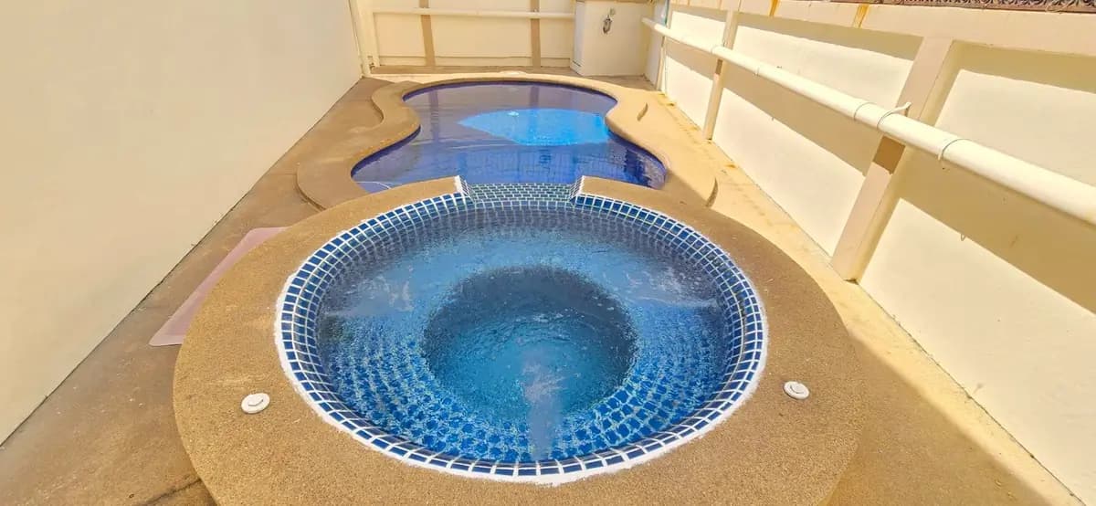 Townhouse Pratumnak with privat swimming pool
