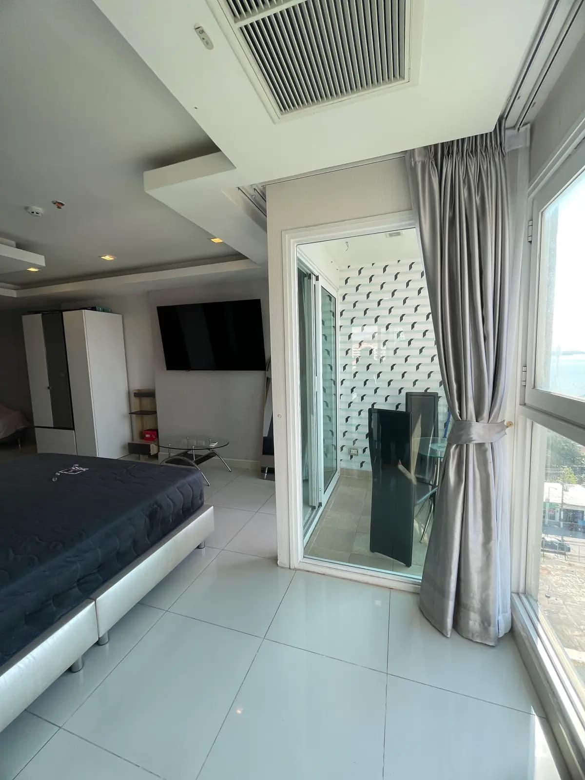 The Cosy Beach View